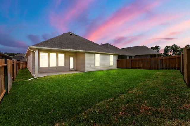 922 Youth Water Road, Montgomery, TX 77316