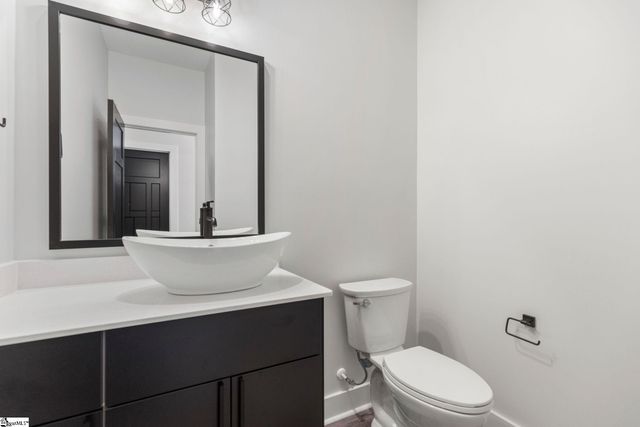 649 Canterbury Road, Piedmont, SC 29673