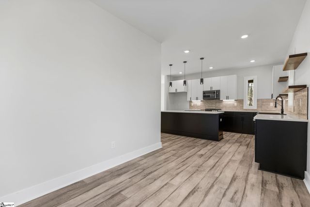 649 Canterbury Road, Piedmont, SC 29673