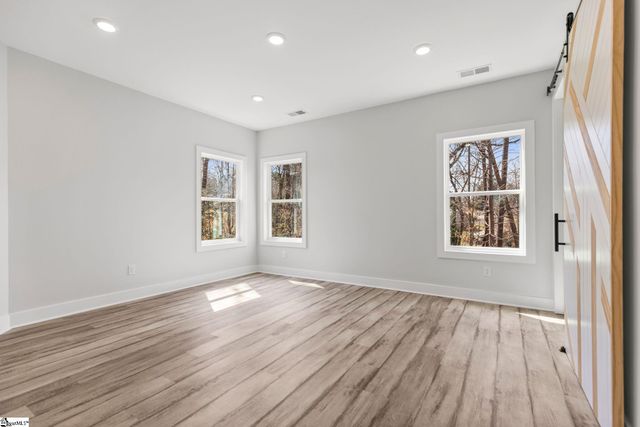 649 Canterbury Road, Piedmont, SC 29673