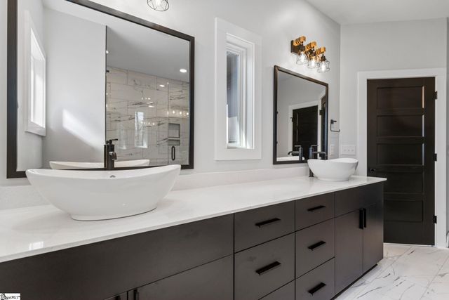 649 Canterbury Road, Piedmont, SC 29673