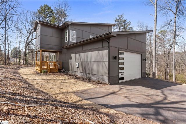 649 Canterbury Road, Piedmont, SC 29673