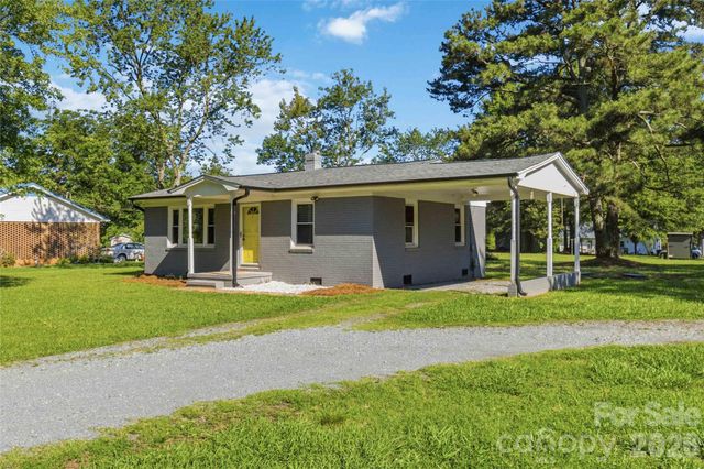 408 W Sandy Ridge Road, Monroe, NC 28112