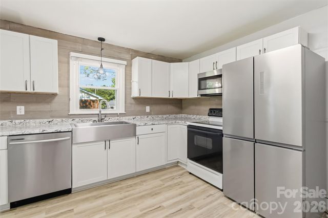 408 W Sandy Ridge Road, Monroe, NC 28112
