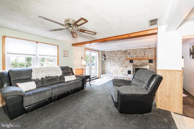 39 ROSSITER AVE, Phoenixville, PA 19460
