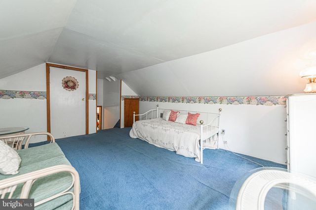 39 ROSSITER AVE, Phoenixville, PA 19460