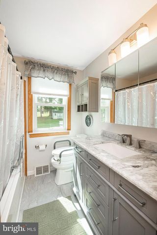 39 ROSSITER AVE, Phoenixville, PA 19460