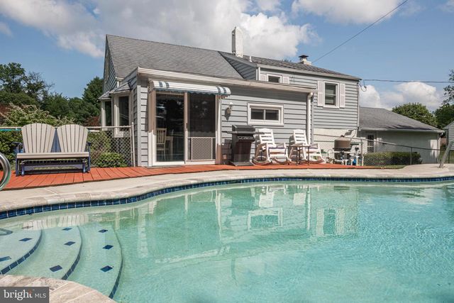 39 ROSSITER AVE, Phoenixville, PA 19460