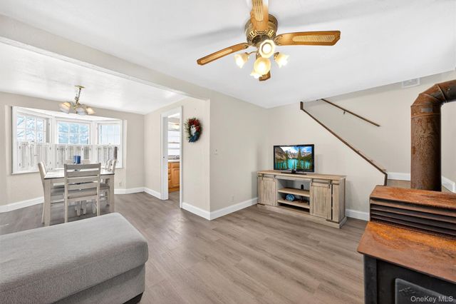 265 Ulsterville Road, Pine Bush, NY 12566