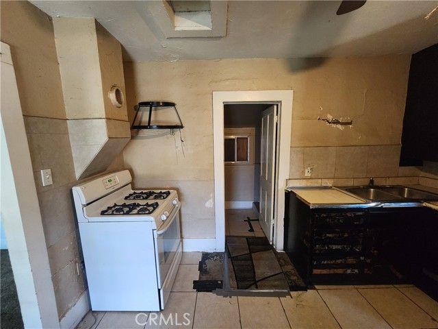 305 W Heald, Lake Elsinore, CA 92530