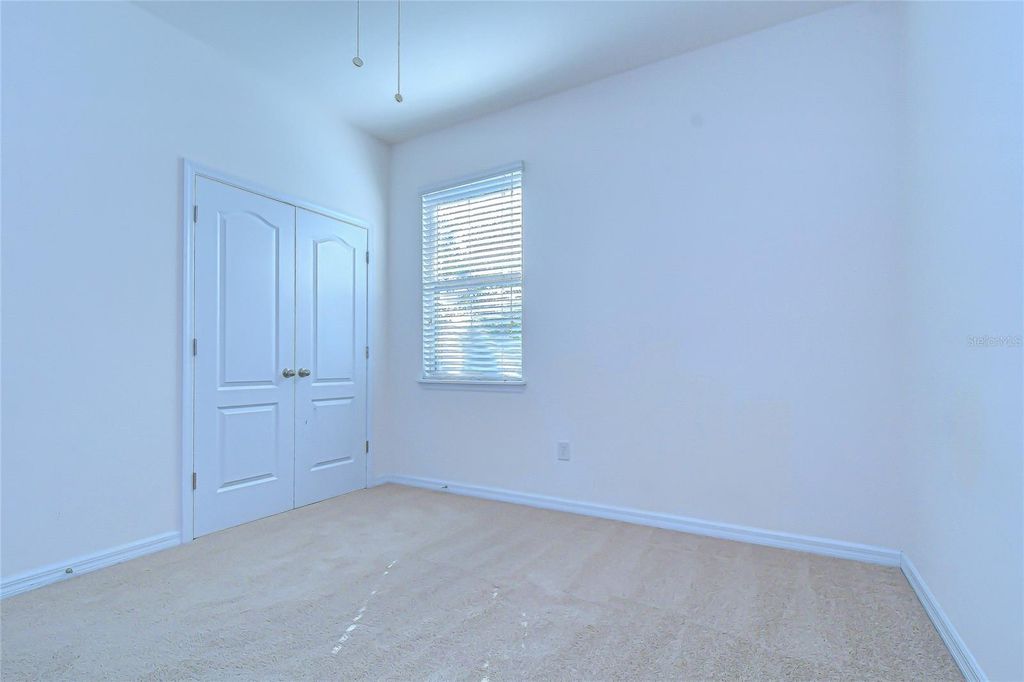 Image 19 of property listing at 10434 SCENIC HOLLOW DRIVE, Riverview, FL 33578