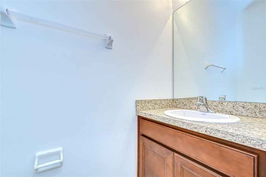 Image 22 of property listing at 10434 SCENIC HOLLOW DRIVE, Riverview, FL 33578