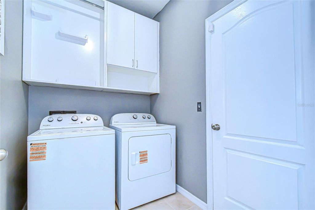 Image 23 of property listing at 10434 SCENIC HOLLOW DRIVE, Riverview, FL 33578