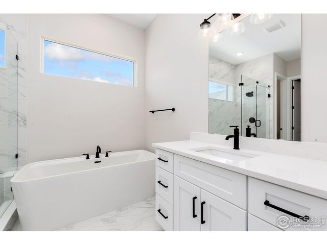 5835 Gianna Dr, Timnath, CO 80547