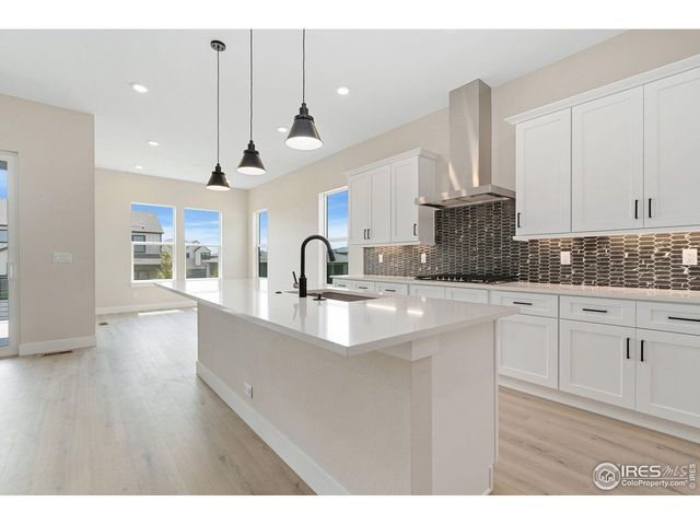 5835 Gianna Dr, Timnath, CO 80547