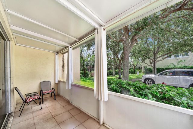9494 S Military Trail 1, Boynton Beach, FL 33436