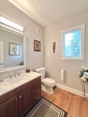 28278 Gray Barn Lane, Lake Barrington, IL 60010