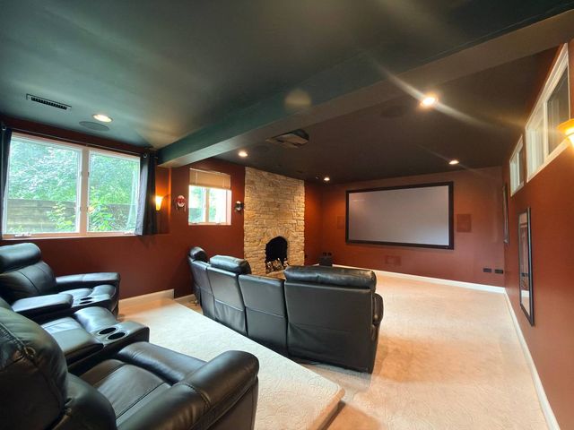 28278 Gray Barn Lane, Lake Barrington, IL 60010
