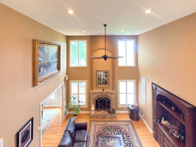 28278 Gray Barn Lane, Lake Barrington, IL 60010