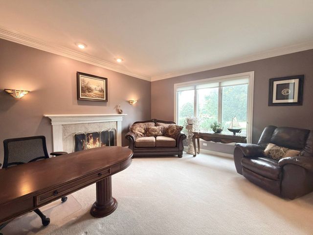 28278 Gray Barn Lane, Lake Barrington, IL 60010