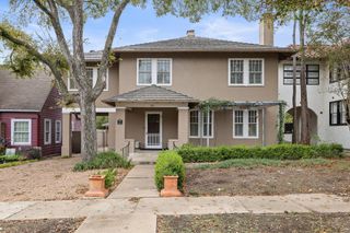 105 Laurel LN, Austin, TX 78705