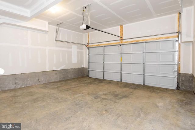 405 17TH AVENUE, Ranson, WV 25438
