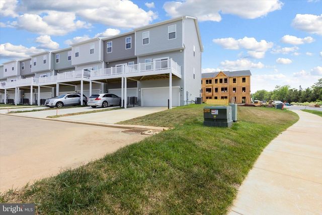 405 17TH AVENUE, Ranson, WV 25438