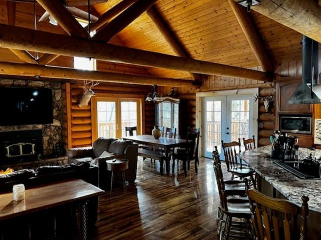 13606 Jeep Trail, Redding, CA 96003