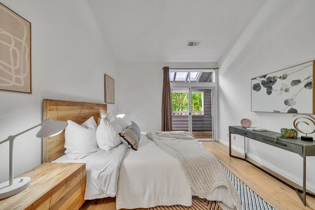 1654 Parkview Green Circle, San Jose, CA 95131