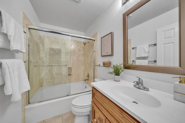 1654 Parkview Green Circle, San Jose, CA 95131