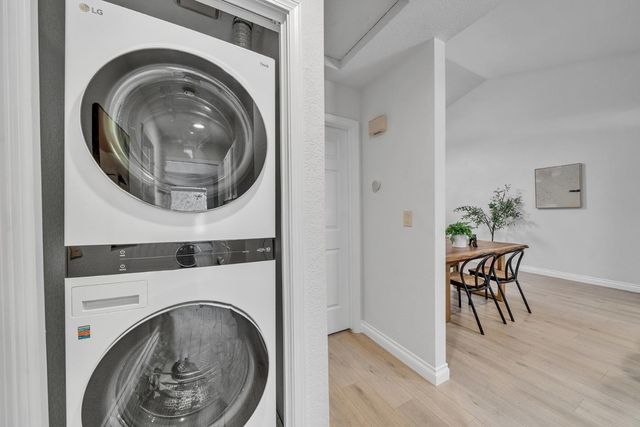 1654 Parkview Green Circle, San Jose, CA 95131