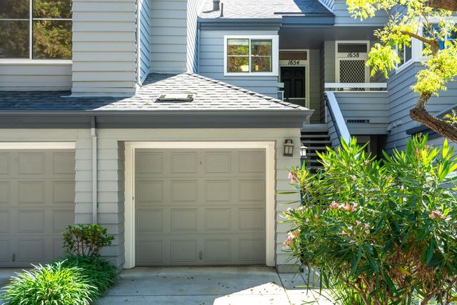 1654 Parkview Green Circle, San Jose, CA 95131