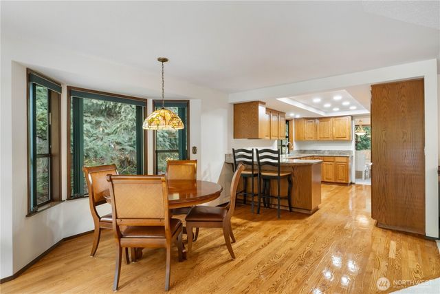 36607 9th Avenue SW, Federal Way, WA 98023