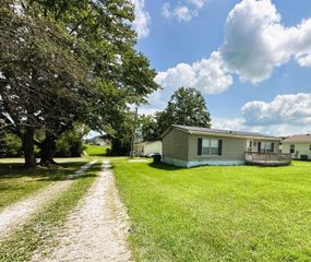 2005 Sharkey Road Road, Morehead, KY 40351