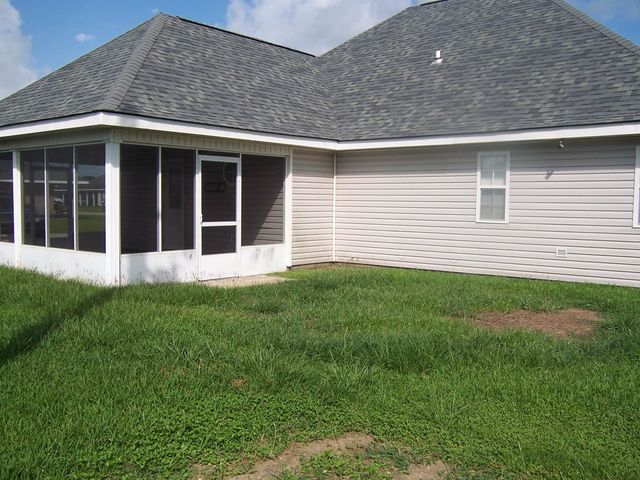 300 Jennifer St, Gray, LA 70359