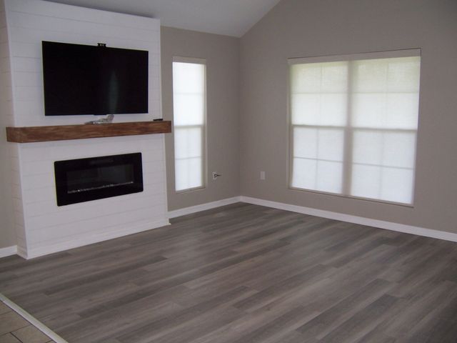 300 Jennifer St, Gray, LA 70359