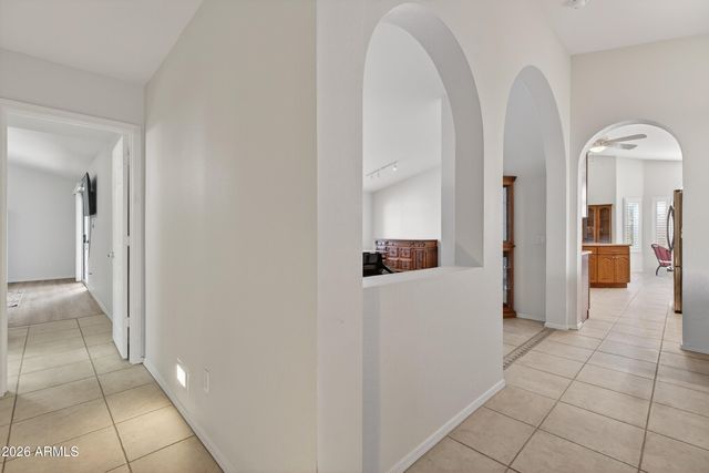 24939 S LAKEWOOD Drive, Sun Lakes, AZ 85248