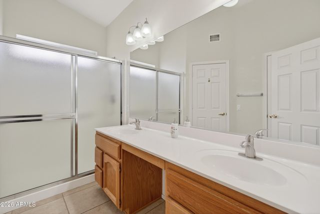 24939 S LAKEWOOD Drive, Sun Lakes, AZ 85248