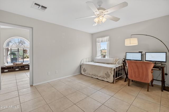 24939 S LAKEWOOD Drive, Sun Lakes, AZ 85248