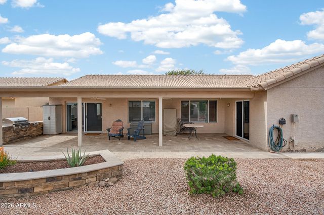 24939 S LAKEWOOD Drive, Sun Lakes, AZ 85248