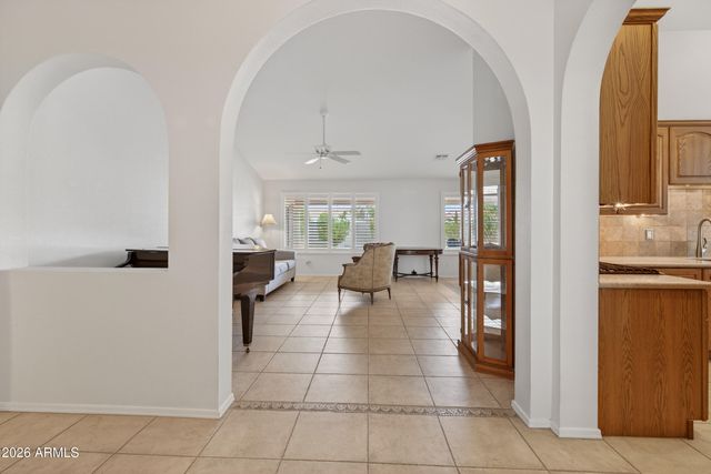 24939 S LAKEWOOD Drive, Sun Lakes, AZ 85248