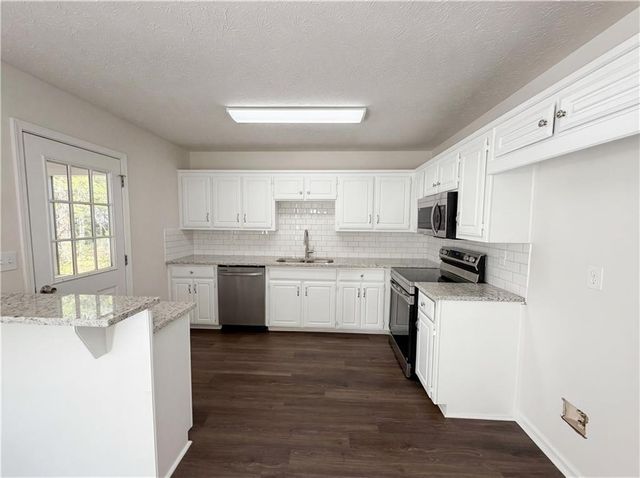 416 Busby Lane, Winder, GA 30680