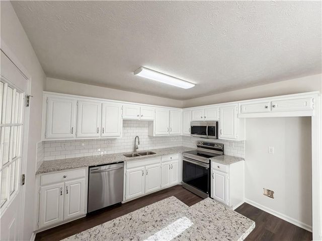 416 Busby Lane, Winder, GA 30680