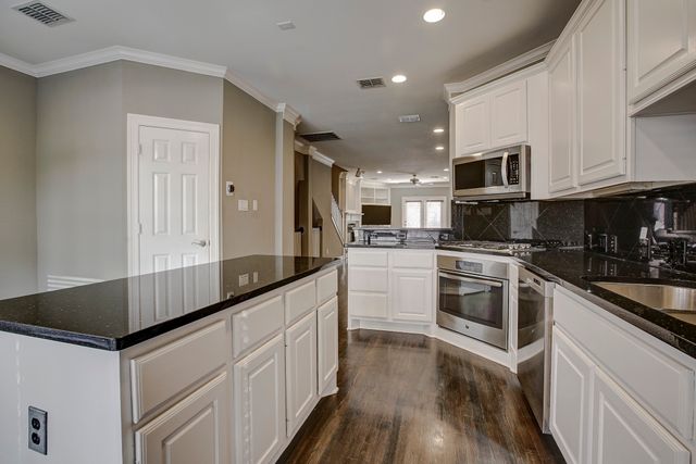 3435 Howell Street, Dallas, TX 75204