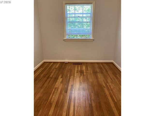 2475 Nw RALEIGH St, Portland, OR 97210