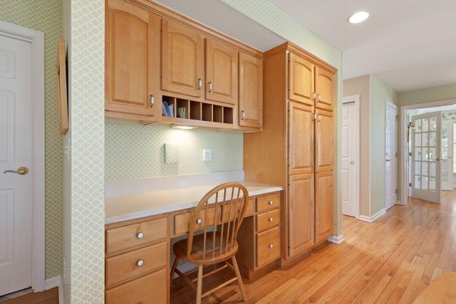 6 Barn Lane, Westford, MA 01886