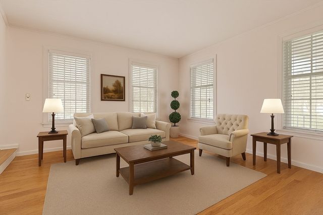6 Barn Lane, Westford, MA 01886