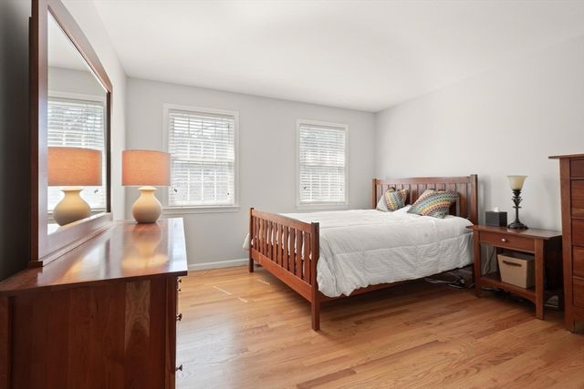6 Barn Lane, Westford, MA 01886
