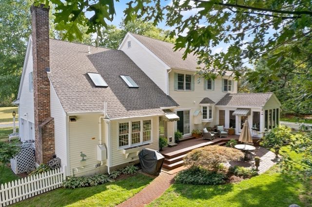 6 Barn Lane, Westford, MA 01886