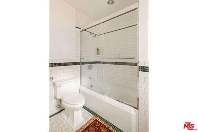 3700 Arbolada Road, Los Angeles, CA 90027